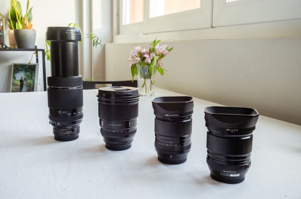 Fujifilm X-T5 with 5 pearl lens