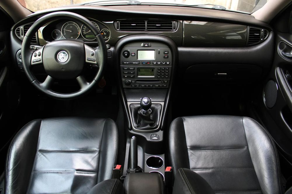Jaguar X-Type 2.2 D Classic526216751220019204