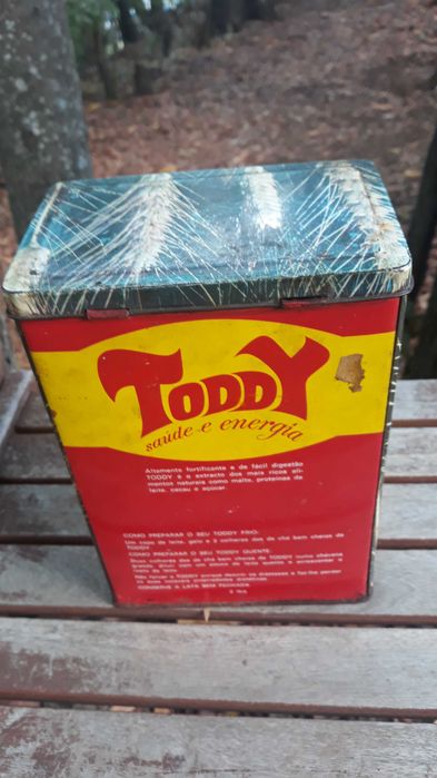 Uma peça antiga da  marca  Toddy