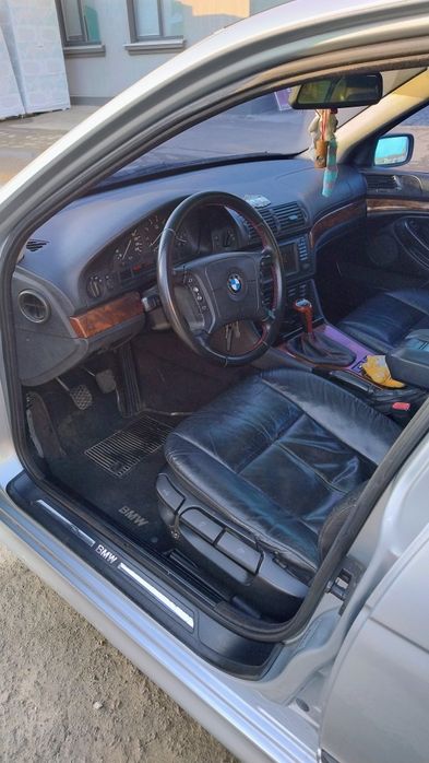 BMW 5 Е39 528І газ/бензин