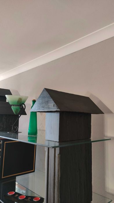 Móvel de Sala em Pedra e Vidro