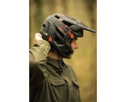 Capacete Bluegrass Jetro S