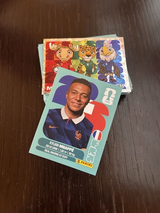 Cromos Repetidos para venda ou troca!