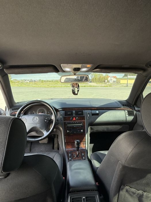 Продам мерседес w210