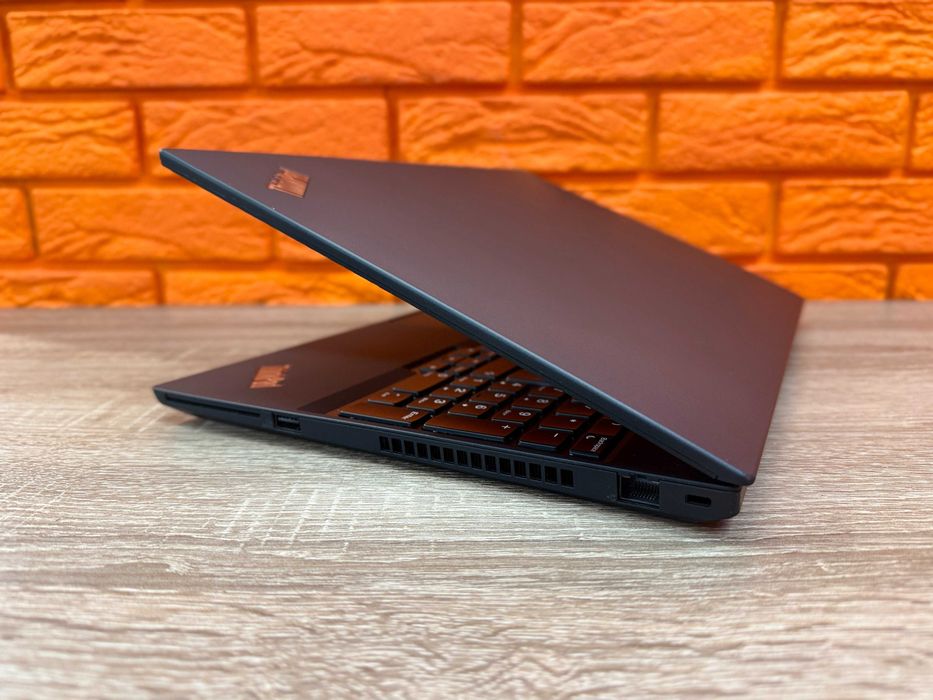 Ноутбук 15.6" Lenovo ThinkPad T590 (1920х1080) IPS/ i7-8565U, 16 DDR4, 512GB M.2/ 4G LTE, IR camera/ Гарантія 1 рік