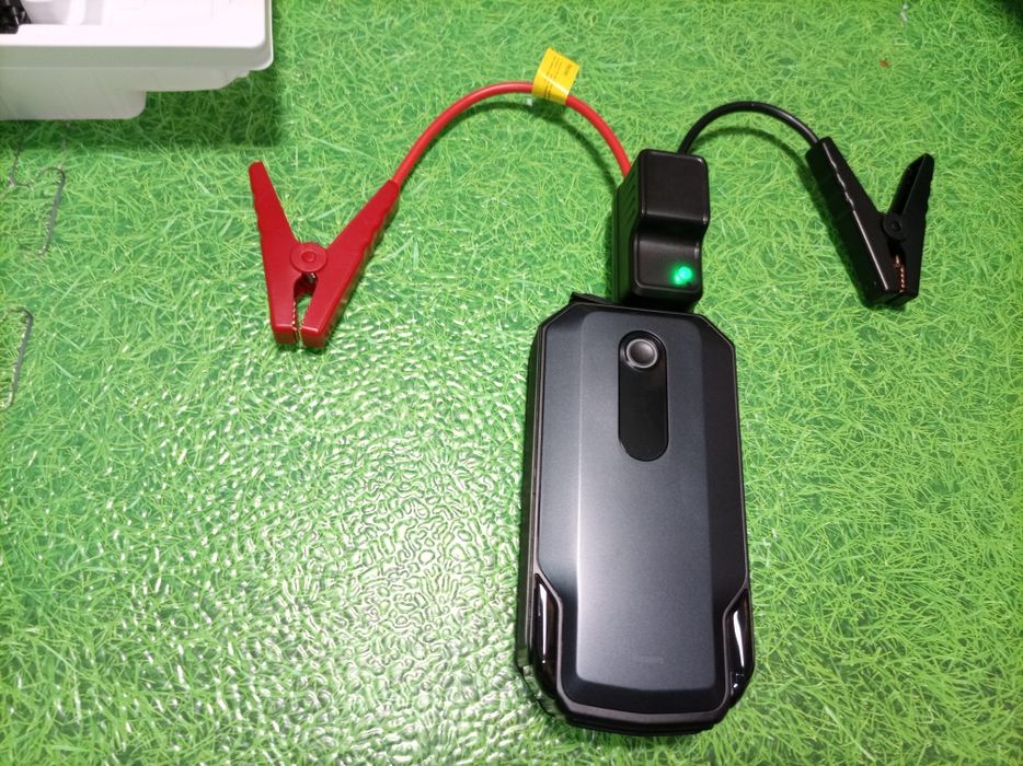 Бустер BASEUS 20 000