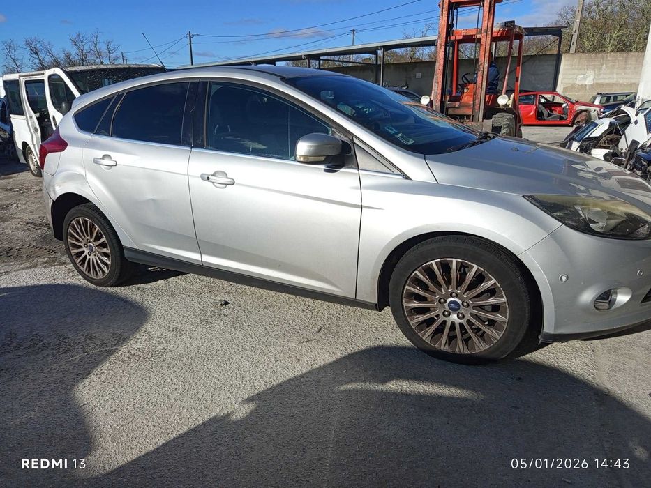 Para peças Ford Focus III 1.6 TDCI ano 2014