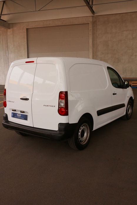 Peugeot Partner 2018 1 dono Iva Dedutível