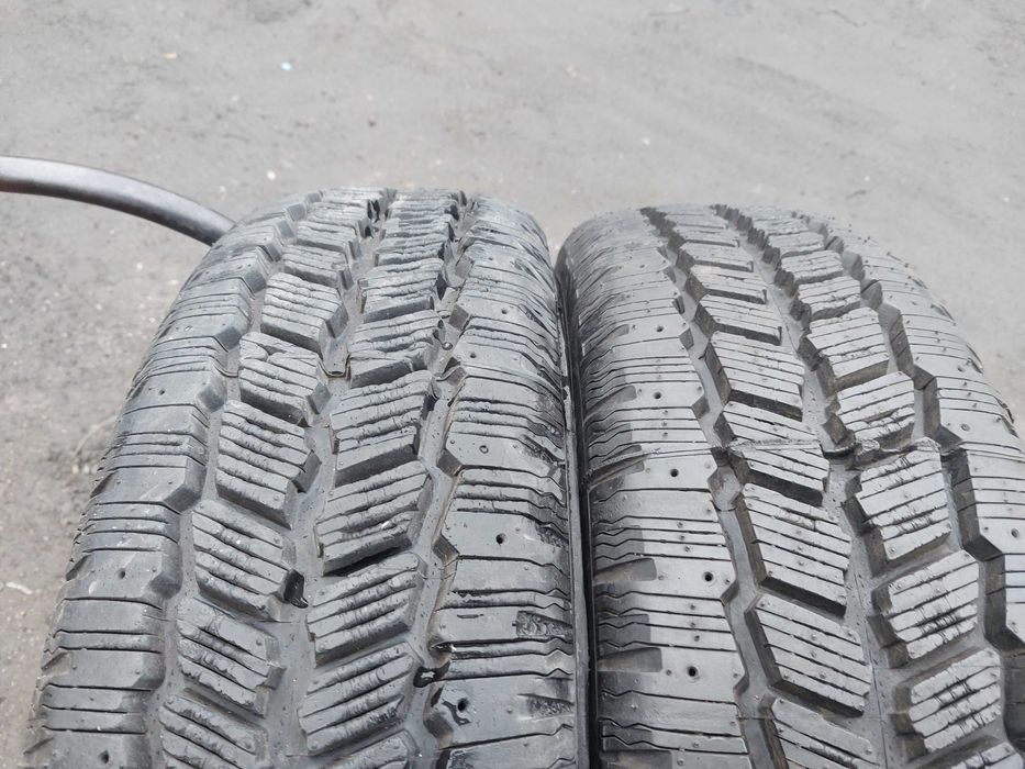 Opony zimowe 205.75.16c