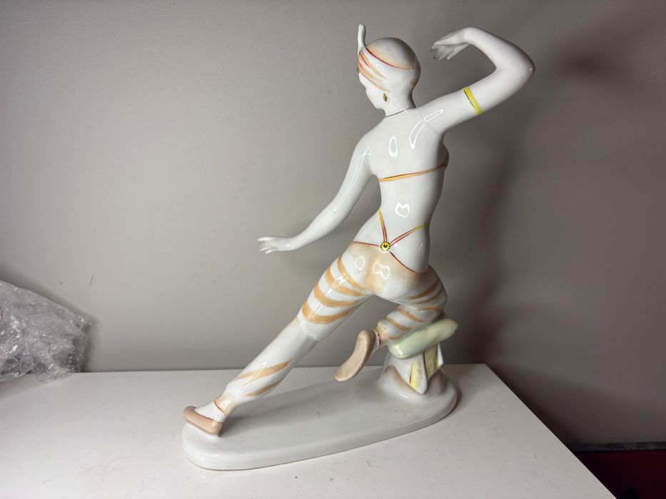 figurka kobieta w stylu art deco retro prl