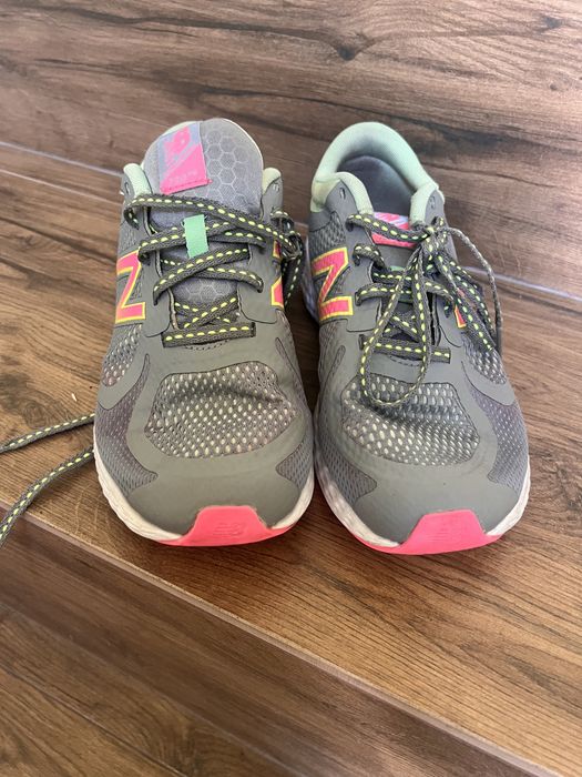 Кросівки new balance