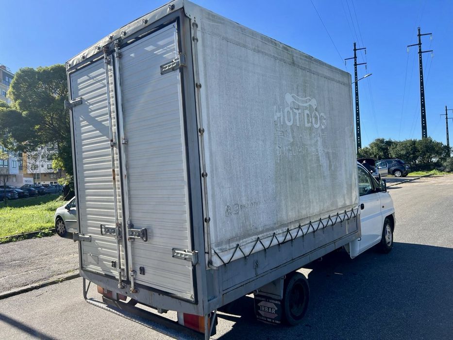 Hyundai H1 2.5 Diesel Com caixa e lonas