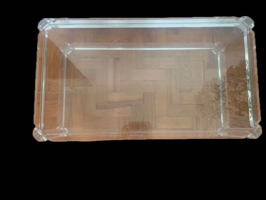 Mesa em acrílico