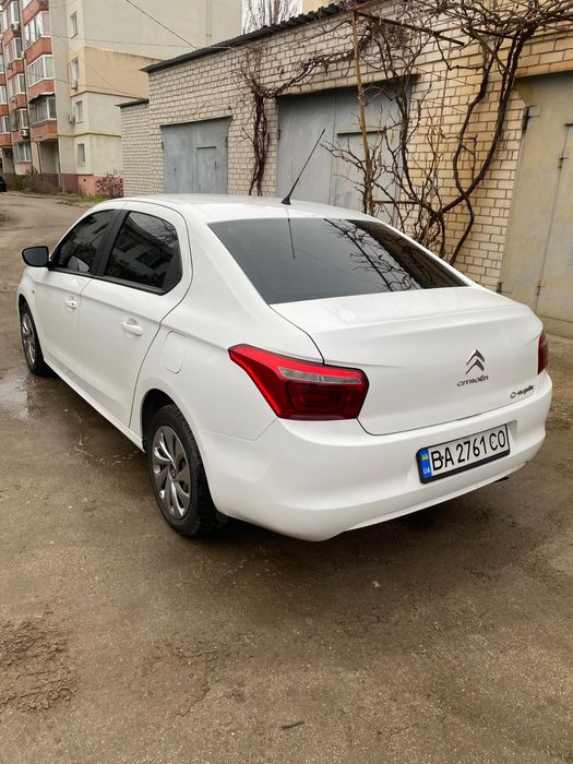 Оренда авто Сітроєн С-Елісей дизель для роботи в таксі