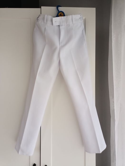 Strój komunijny chłopięcy 134 cm