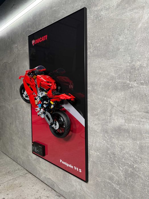 Арт Рамка 80x50 см. для LEGO Technic Ducati Panigale V4 S (42202)