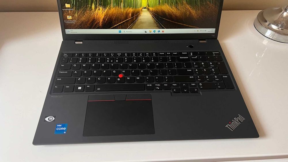 Lenovo ThinkPad T16 i5-12gen, 16GB DDR, 1TB SSD, 16" IPS, WIN11 PL