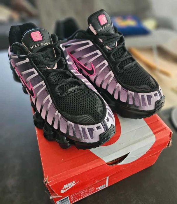 Shox_TL_Czarny i różowy 37.5