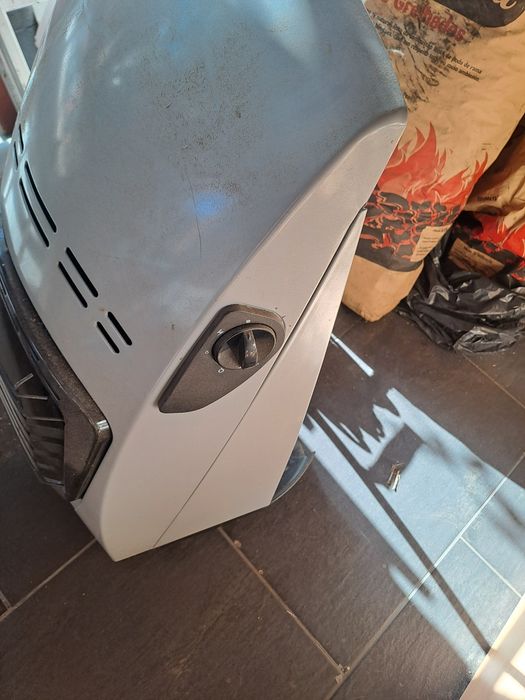Aquecedor a gás Delonghi