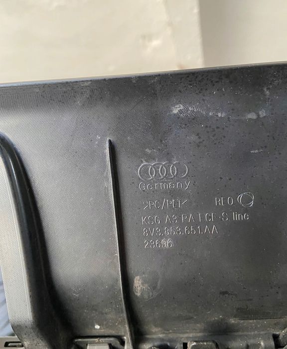 Решітка радіатора Audi A3 S3 S-lineLift 8V3/8V5