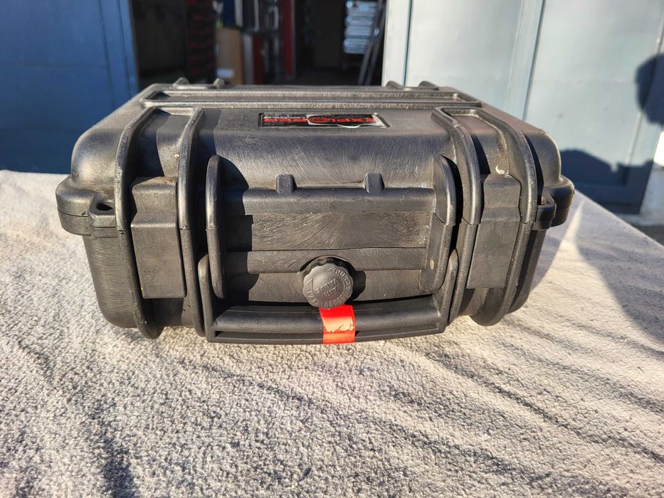 Explorer case 2712 (27,6x20x12cm) - IP67 - STANAG 4280 // FAKTURA 23%