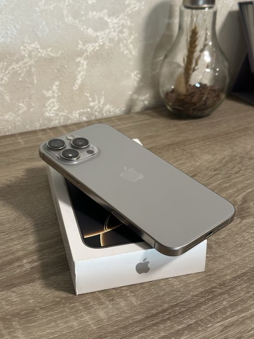iPhone 16 Pro Max 256GB — Натуральний титан | 93% АКБ | Physical SIM