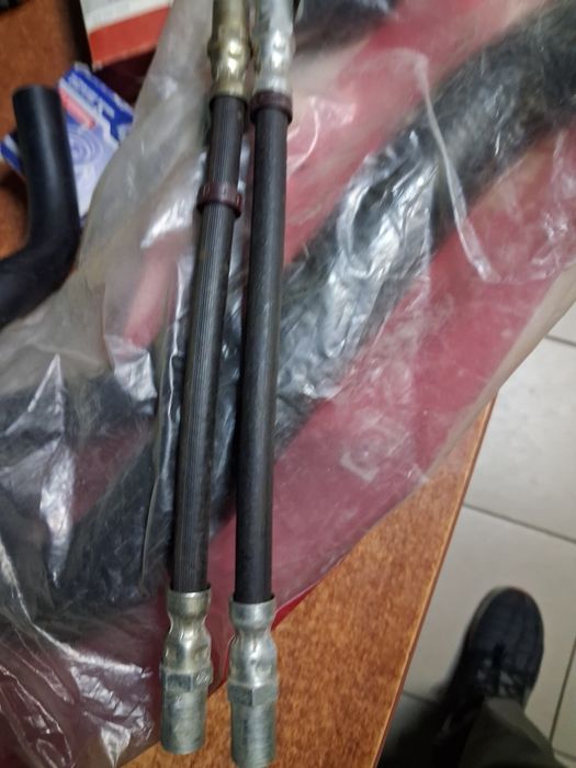 Тормозні шланги ваз .2108.2109 .ролік ваз .