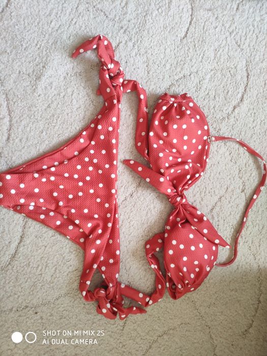 Крутезний купальник