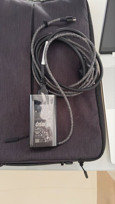 Vendo laptop hp 360 tactil nova