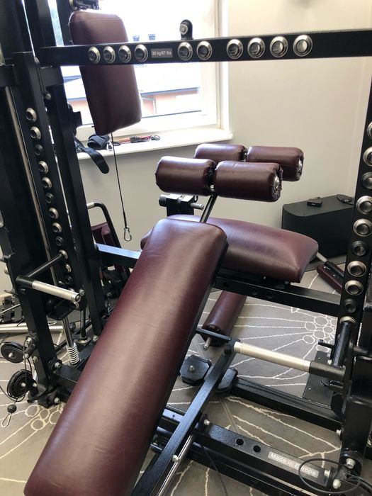 Maszyna do ćwiczeń Titan