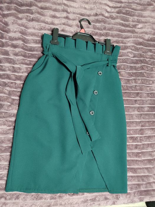 Спідниця юбка міді