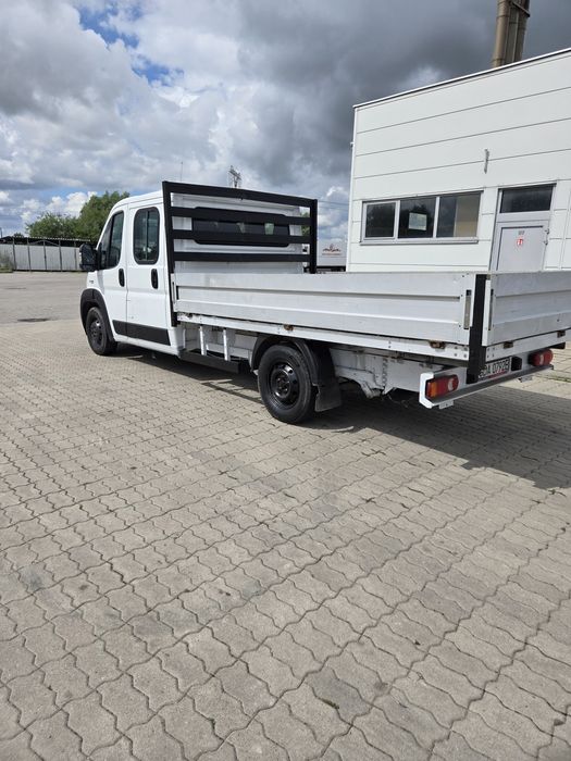 Fiat ducato brygadowka rok 2014  7 osobowa 2.3td mozliwa zamiana
