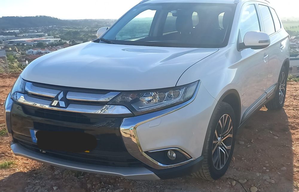 Mitsubishi Outlander 2.2 DI-D Intense