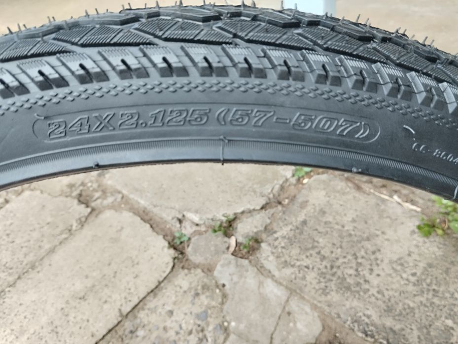 Велосипедная покрышка  24