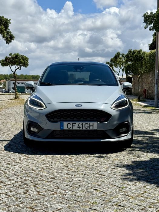 Ford Fiesta ST 1.5T 200cv (c/ relatório Car Vertical)