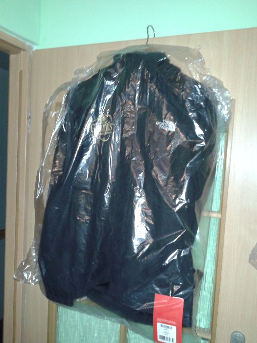 Nowa kurtka męska The North Face HyVent