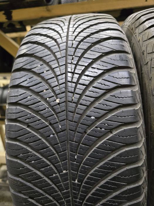 2 opony całoroczne GoodYear 225/60 R17 99V Vector 4 Seasons m+s