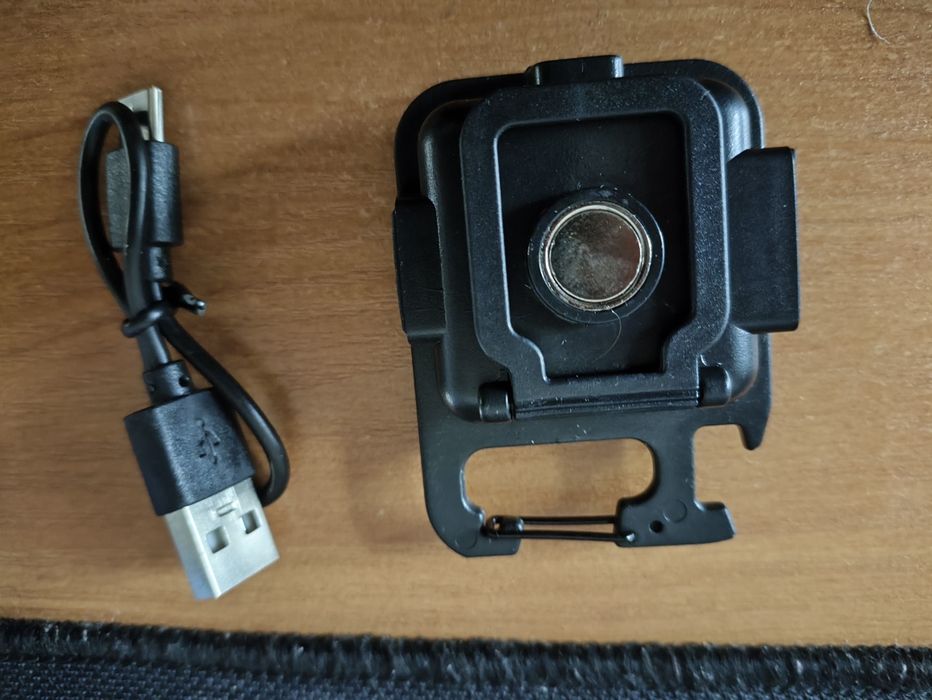 Акумуляторний LED ліхтар COB Rechargeable Keychain Light — компактний