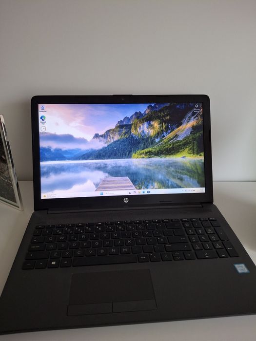 Portátil HP 250 G7 i5 8th gen 16gb RAM