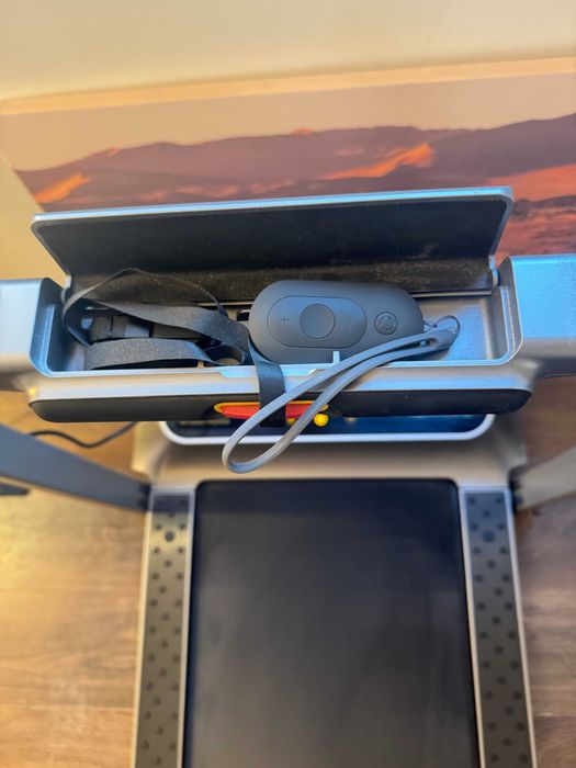 Kingsmith Walking Pad R2 Black Electric Treadmill