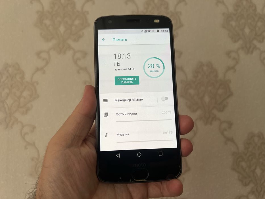 Моторола Moto Z2 force. Легенда - не бʼється!