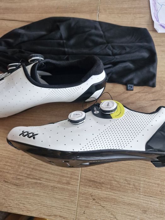 Bontrager XXX szosowe 44