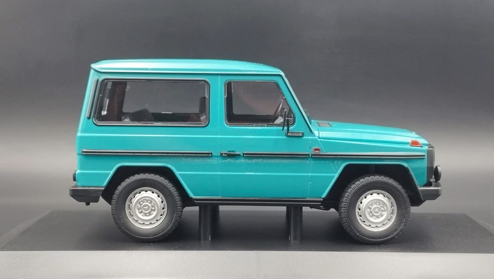 1:18 Minichamps 1980 Mercedes-Benz Klasa G SWB (W460) limit 1/504 pcs.