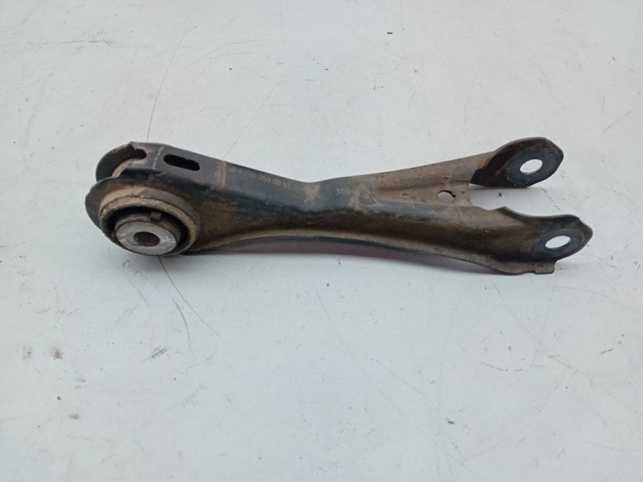 Braço de suspensão trás direito MERCEDES-BENZ Classe A (W176)