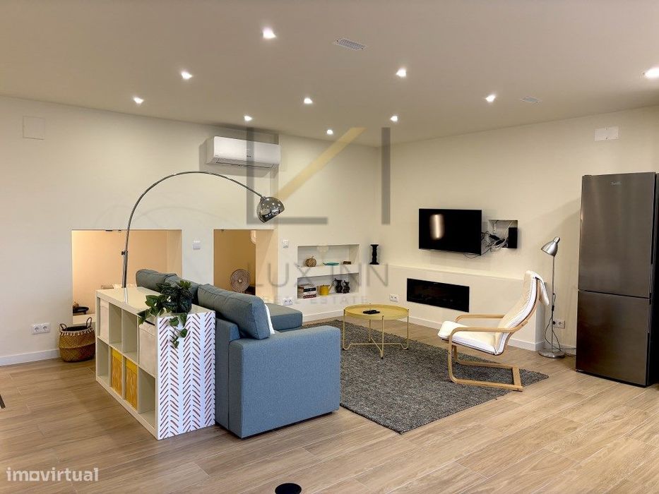 Apartamento T1 luminoso na Parede