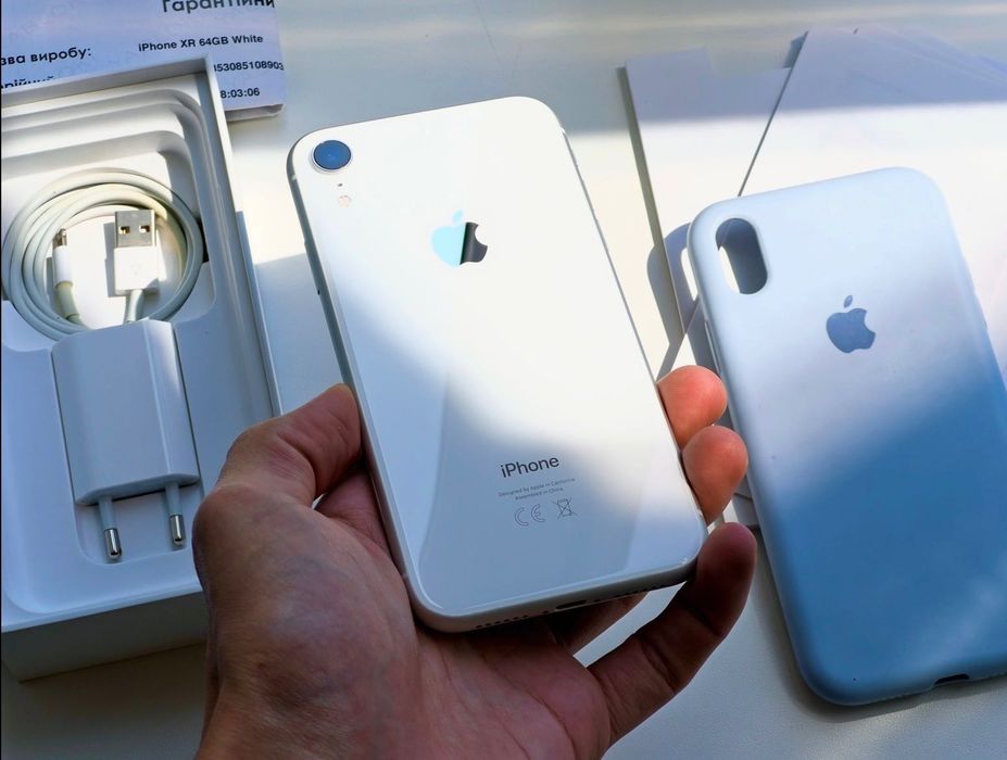 iphone xr белый - купити мобільні телефони та смартфони - Ціна на