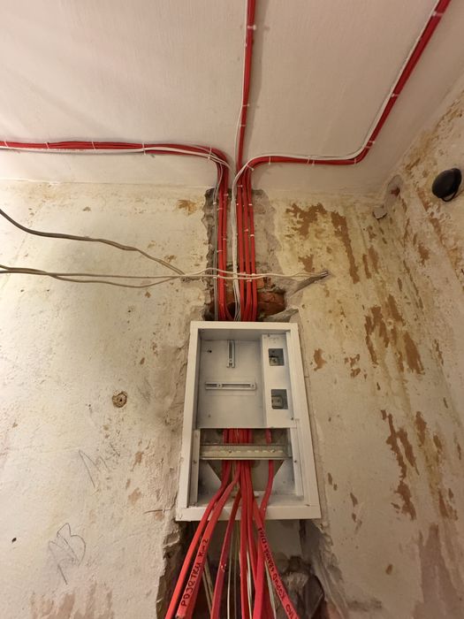 Електрик Електромонтаж Електромонтажні роботи