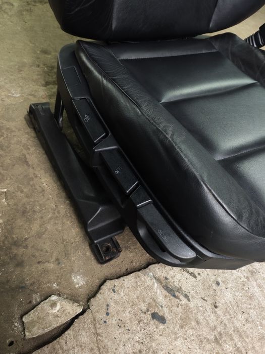 Сидіння сідушки крісла е36 бмв bmw