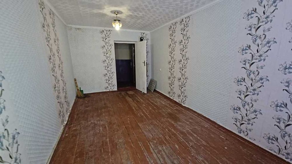 Продаж кімнати в Гуртожитку міста Яготин – 17 кв.м.