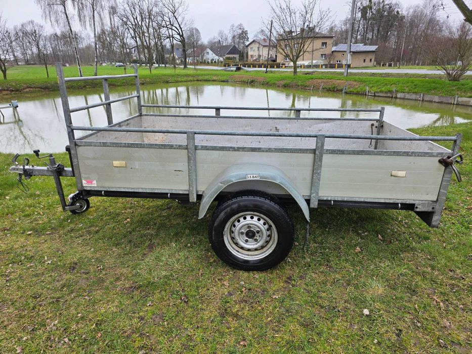 Przyczepka aluminiowa skrzynia 253x130x35cm DMC750 jednoosiowa 500kg ładowność